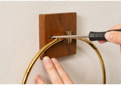 タオルハンガー チーク ラウンドタイプ タオル掛け タオルホルダー 壁掛け 収納 収納棚 木製 天然木 ブラウン チーク材 木 おしゃれ ナチュラル 北欧 カントリー カントリー調 ゴールド 円 丸(代引不可)