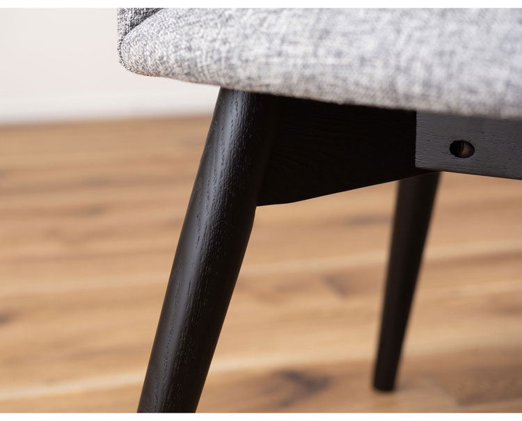 カラメリ チェア ダイニングチェア チェア ダイニング 椅子 イス 黒 天然木 アッシュ レザー モダン シック 北欧 シンプル おしゃれ ウレタン塗装 ナチュラル 茶色 インテリア 省スペース(代引不可)