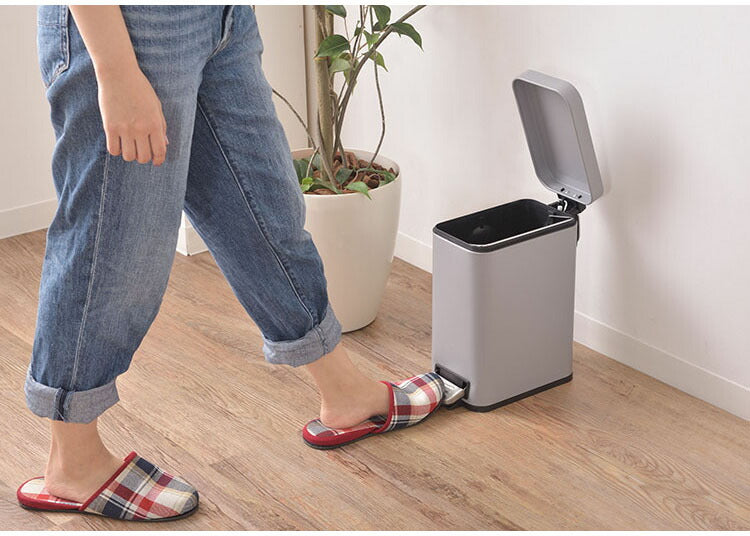 ゴミ箱 ごみ箱 くず入れ ダストボックス トラッシュカン 5L 蓋付き ペダル式 キッチン ポリプロピレン スチール シンプル 小さい コンパクト グレー ホワイト おしゃれ(代引不可)