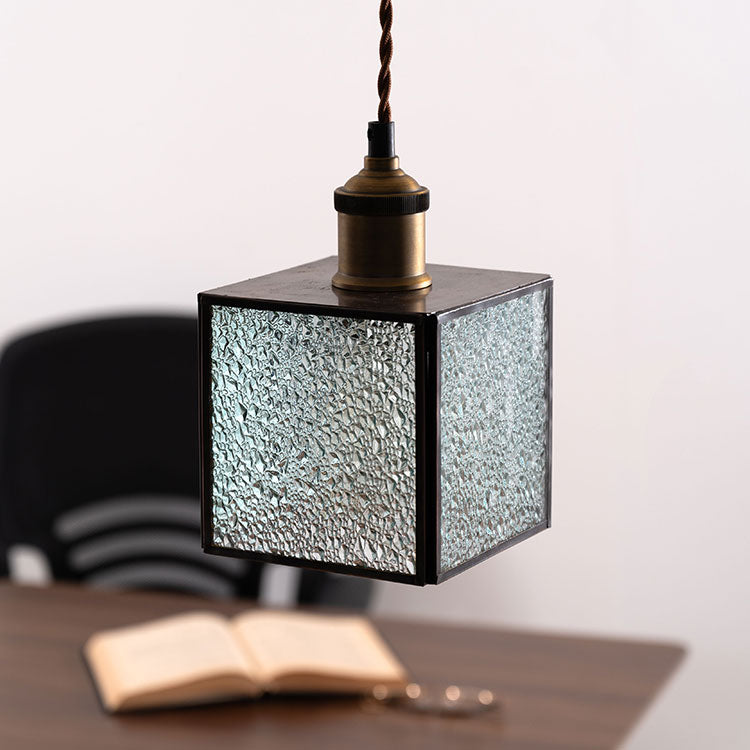 ステンドグラスライト ガラス スチール ペンダントライト 照明 シンプル 一灯 おしゃれ 北欧 かわいい インテリア リビング ダイニング 寝室 吊り下げ シンプル キッチン(代引不可)