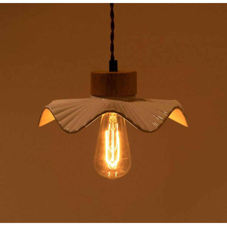 ライト 照明 ライト LED対応 天然木 陶器 吊り下げ式 ペンダントライト リビング キッチン おしゃれ レトロ ダイニング 寝室 カフェ 天井照明 ホワイト 白 シンプル 長さ調節(代引不可)