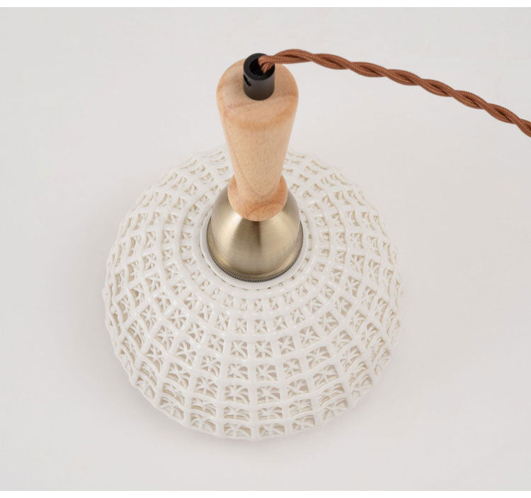 ライト 照明 ライト LED対応 天然木 陶器 吊り下げ式 ペンダントライト リビング キッチン おしゃれ レトロ ダイニング 寝室 カフェ 天井照明 ホワイト 白 シンプル 長さ調節(代引不可)