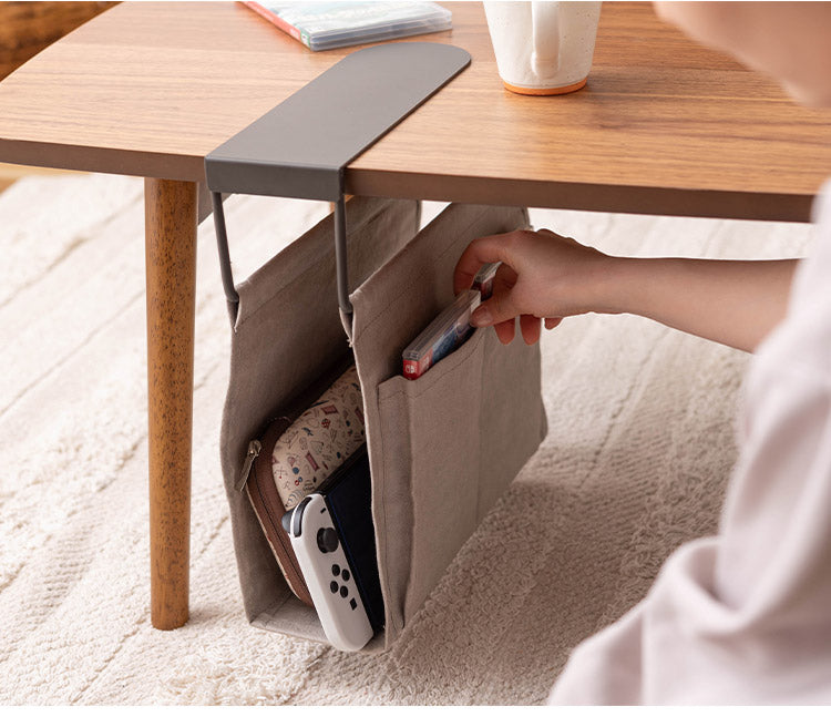 ハンギング収納バッグ 机下 収納 吊り下げ バッグ 連結 テーブル下 ハンギング おしゃれ パソコン タブレット 収納バッグ 収納鞄 かばん コンパクト ベラム紙 シンプル カジュアル(代引不可)