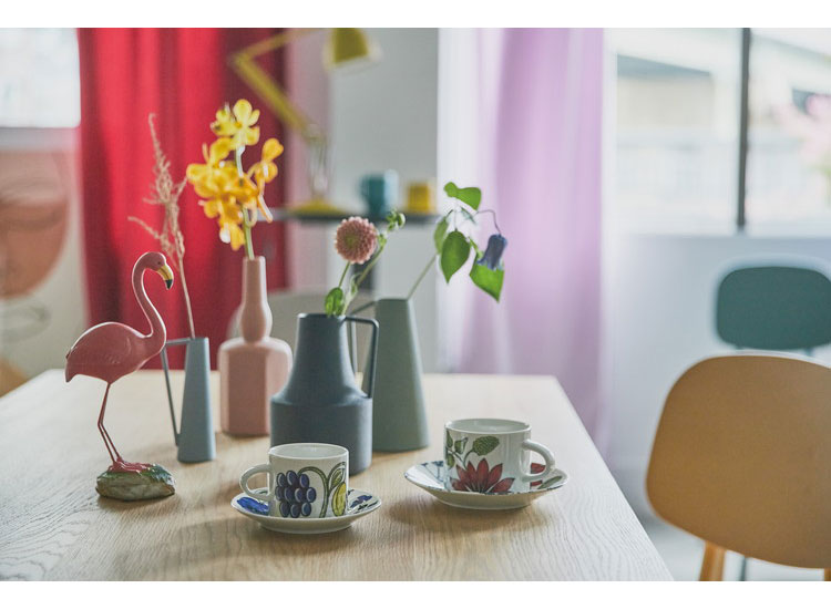 ダイニングテーブル 幅135cm 4人掛け 長方形 4人用 テーブル 食卓 北欧 おしゃれ シンプル ナチュラル 木製 天然木 省スペース かわいい 木目調 新生活(代引不可)