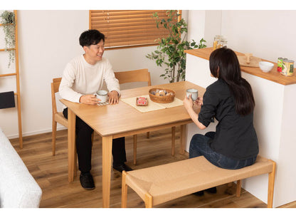 ダイニングテーブル 幅135cm 4人掛け 長方形 4人用 テーブル 食卓 北欧 おしゃれ シンプル ナチュラル 木製 天然木 省スペース かわいい 木目調 新生活(代引不可)