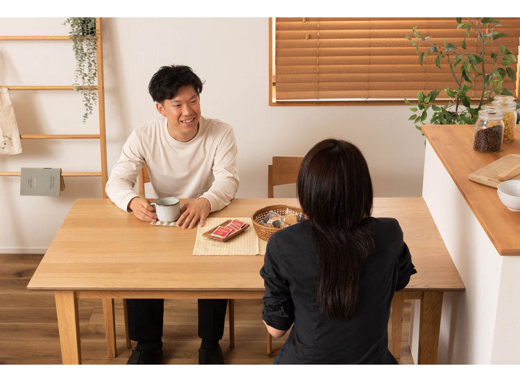 ダイニングテーブル 幅150cm 4人掛け 長方形 4人用 ゆったり テーブル 食卓 北欧 おしゃれ シンプル ナチュラル 木製 天然木 省スペース かわいい 木目調 新生活(代引不可)