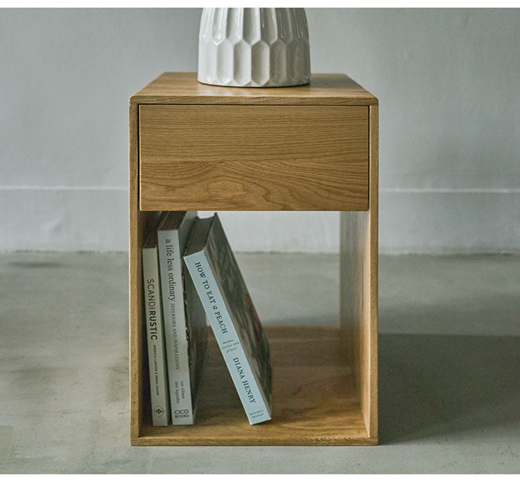 サイドチェスト ベッドサイド ソファサイド チェスト ナイトテーブル 収納 引き出し シンプル 北欧 おしゃれ かわいい ブックスタンド コンパクト 木製 天然木 見せる収納 隠す収納(代引不可)