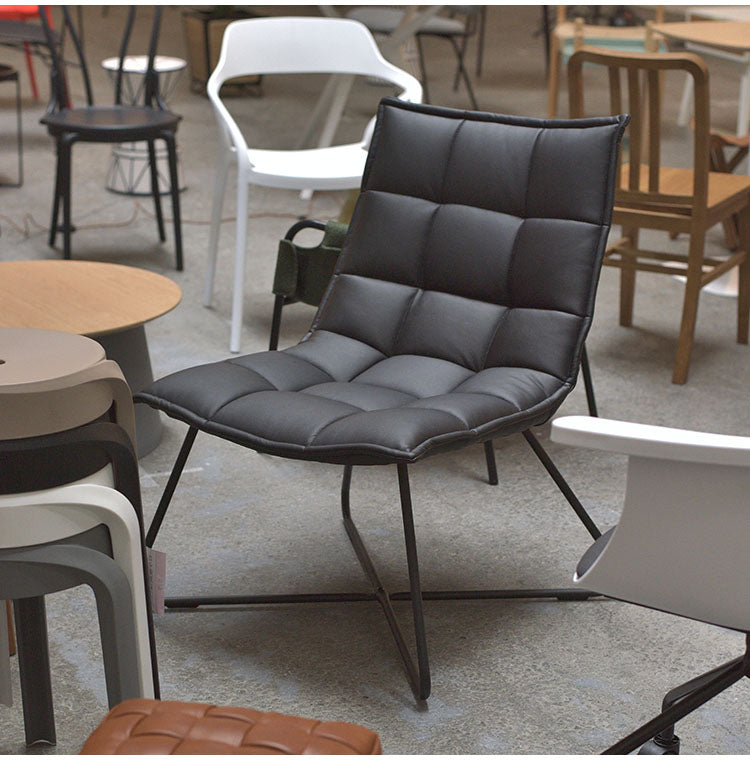 ソフトレザー レザー調 フロアチェア 椅子 イス チェア アイアン脚 レトロ カフェインテリア モダンデザイン デザイナーズ家具風 キャメル ブラウン リクライニングチェア(代引不可)