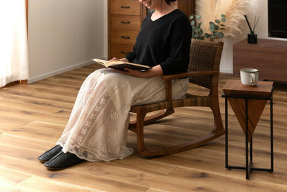 ロッキングチェア チェア パーソナルチェア 椅子 揺り椅子 リラックスチェア 一人掛け リゾート 低め ブラウン 天然木 木製(代引不可)