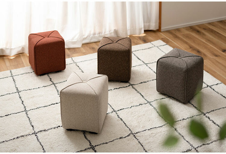 スツール ミニスツール 椅子 簡易椅子 来客 コンパクト 小さい 脚付き かわいい おしゃれ ブラウン アイボリー グレー オレンジ ファブリック いす 玄関 リビング(代引不可)