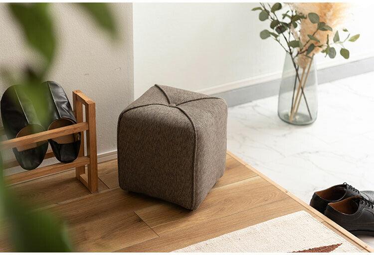 スツール ミニスツール 椅子 簡易椅子 来客 コンパクト 小さい 脚付き かわいい おしゃれ ブラウン アイボリー グレー オレンジ ファブリック いす 玄関 リビング(代引不可)