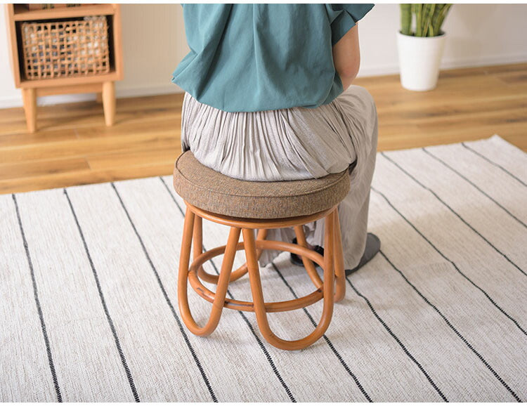 回転スツール スツール ラウンドスツール 椅子 イス いす 360° 360度 回る ラタン ブラウン ベージュ おしゃれ シンプル オットマン 軽量(代引不可)