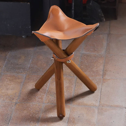 フォールディングスツール いす イス 椅子 折り畳み 折りたたみ 持ち運び 本革 天然木 コットン 三本足 アウトドア 収納 収納袋付き コンパクト おしゃれ 映え インテリア(代引不可)