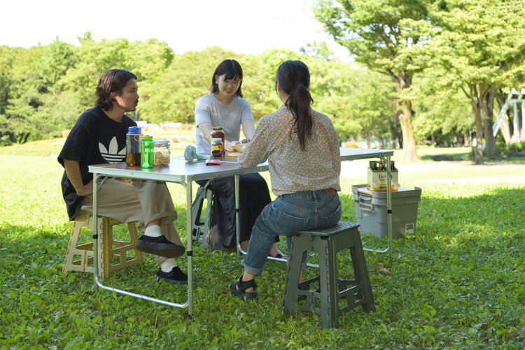 フォールディングテーブル アウトドアテーブル ワイドテーブル 折りたたみテーブル テーブル 横幅180cm 高さ調節 3段階調節 収納 キャンプ BBQ アウトドア 軽量 コンパクト ベランピング(代引不可)