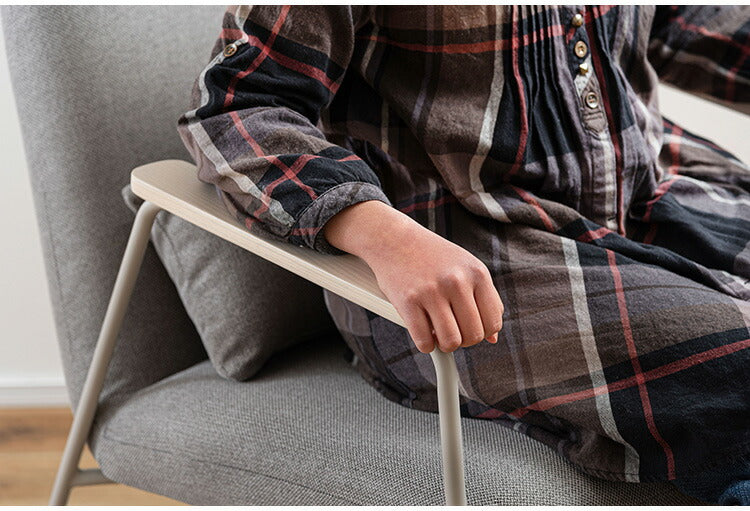 ラウンジチェア PC-626 東谷 ラウンジチェア チェア 椅子 パーソナルチェア アームチェア ひじ掛け付き クッション付き 背もたれ スチール脚 ナチュラル グレー アイボリー オフホワイト 天然木(代引不可)