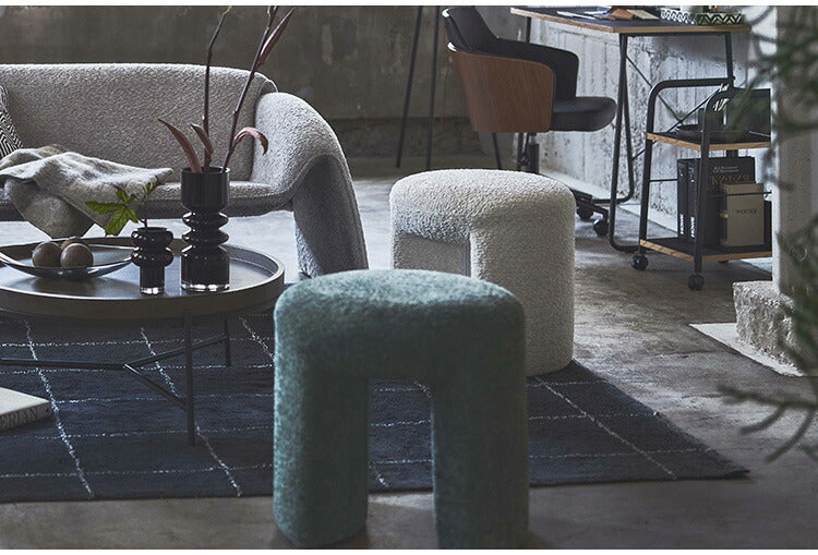 スツール PC-820 東谷 スツール 丸椅子 ラウンド チェア イス 腰掛 円形 ブークレ生地 背もたれなし アームレス シンプル 無地 おしゃれ オットマン 1人掛け 簡易椅子 来客 サイドテーブル(代引不可)