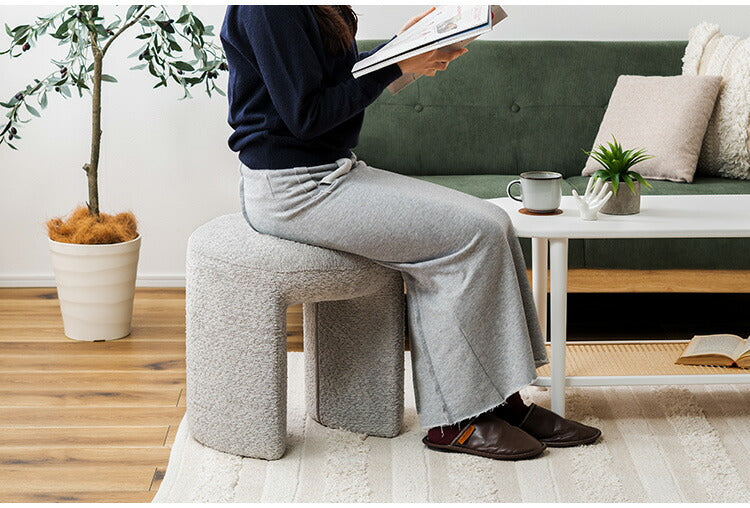 スツール PC-820 東谷 スツール 丸椅子 ラウンド チェア イス 腰掛 円形 ブークレ生地 背もたれなし アームレス シンプル 無地 おしゃれ オットマン 1人掛け 簡易椅子 来客 サイドテーブル(代引不可)