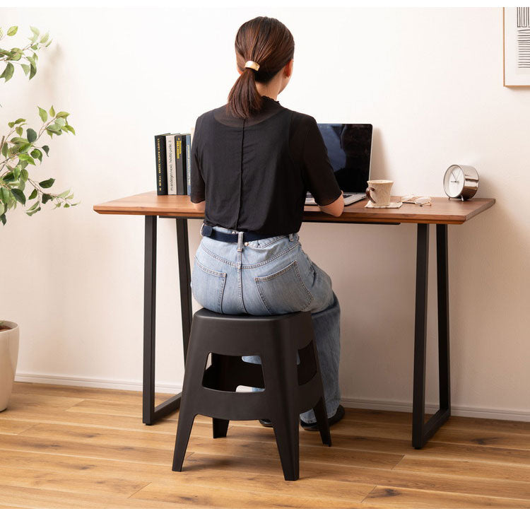 ペポ スツール スツール スタッキング スタッキングスツール 椅子 イス いす プラスチック お手入れ簡単 シンプル コンパクト 省スペース モダン 予備椅子 来客用 おしゃれ ブラック グレー(代引不可)