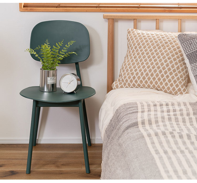 チェア スタッキング可能 軽量 ダイニングチェア 椅子 ダイニング リビング 食卓 曲線 個性的 おしゃれ 北欧 カフェ ポリプロピレン 持ち運び 収納 お手入れ簡単(代引不可)