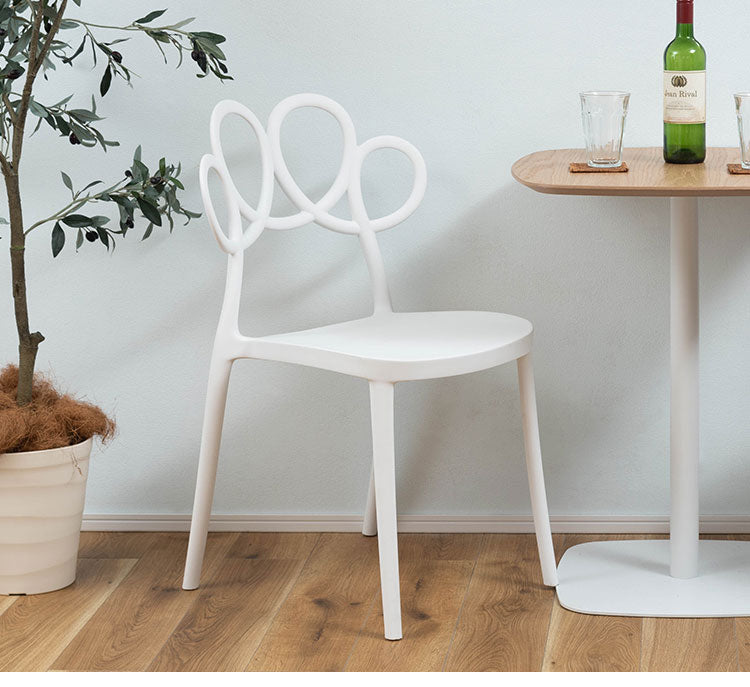 ダイニングチェア 軽量 4kg 椅子 ダイニング リビング 食卓 曲線 個性的 おしゃれ カフェ ポリプロピレン 持ち運び スタッキング可能 収納 お手入れ簡単(代引不可)