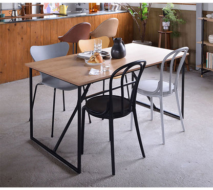 ダイニングチェア おしゃれ 北欧 アンティーク 椅子 チェアー イス プラスチック アームレス 肘なし 肘掛けなし ガーデン 庭 バルコニー モダン シンプル 韓国インテリア 新生活(代引不可)