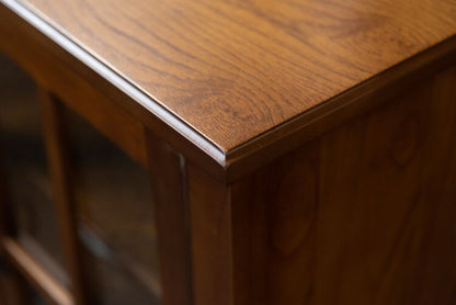 キャビネット ミンディ材 天然木 アンティーク スリム 省スペース 小さめ 黒アイアン ブラウン 収納 扉付き 棚付き ガラス扉 おしゃれ 模様替え(代引不可)