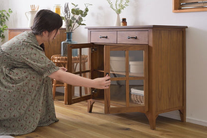 キャビネット ミンディ材 天然木 アンティーク スリム 省スペース 小さめ 黒アイアン ブラウン 収納 扉付き 棚付き 引き出し付き ガラス扉 おしゃれ 模様替え(代引不可)