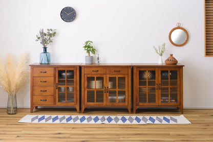 キャビネット ミンディ材 天然木 アンティーク スリム 省スペース 小さめ 黒アイアン ブラウン 収納 扉付き 棚付き 引き出し付き ガラス扉 おしゃれ 模様替え(代引不可)