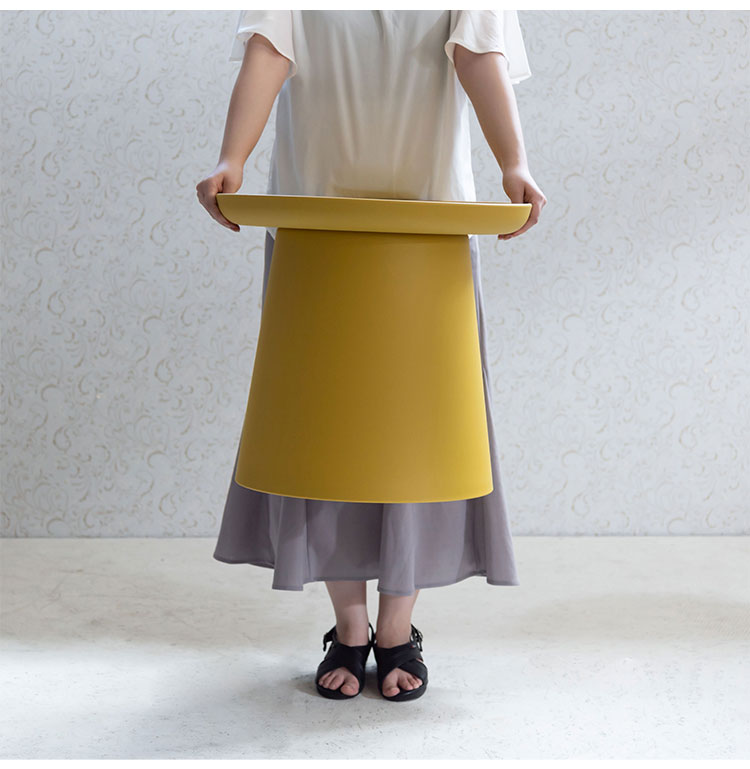 テーブル サイドテーブル リビングテーブル カフェテーブル ラウンドテーブル 丸テーブル トレーテーブル 小さい 丸型 トレー 省スペース シンプル モダン 北欧 樹脂製 お手入れ簡単(代引不可)