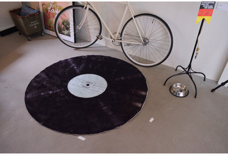 ラグ 円形 丸 直径140cm デザイン 滑り止め プリントラグ カーペット インテリア 北欧 かわいい おしゃれ シンプル rug 絨毯 オールシーズン 冬 夏 丸形 ラウンド(代引不可)