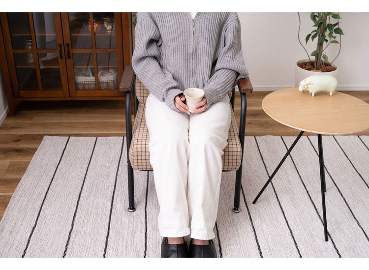 ソファ 1人掛け チェック柄 1人用 スチール パイプチェア おしゃれ 黒 ブラック 木肘 アーム付き 肘付き 肘掛け付き コンパクト レトロ 北欧 新生活(代引不可)