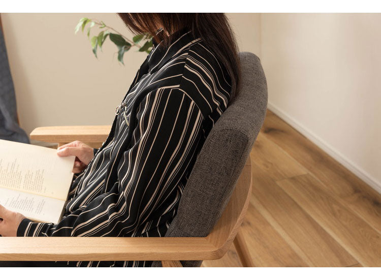 ダイニングチェア 1人掛け 天然木 ファブリック 食卓 肘あり アームレスト付き 背もたれ チェアー 椅子 イス おしゃれ 肘掛け付き アーム付き 固定脚 北欧 ナチュラル ベージュ(代引不可)