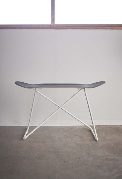 スツール チェア チェアー おしゃれ 椅子 イス いす 背もたれなし アームレス 肘なし 腰掛 ヴィンテージ スケボー スケートボード 黒 ブラック ナチュラル ブルー 青 完成品 高さ45cm(代引不可)