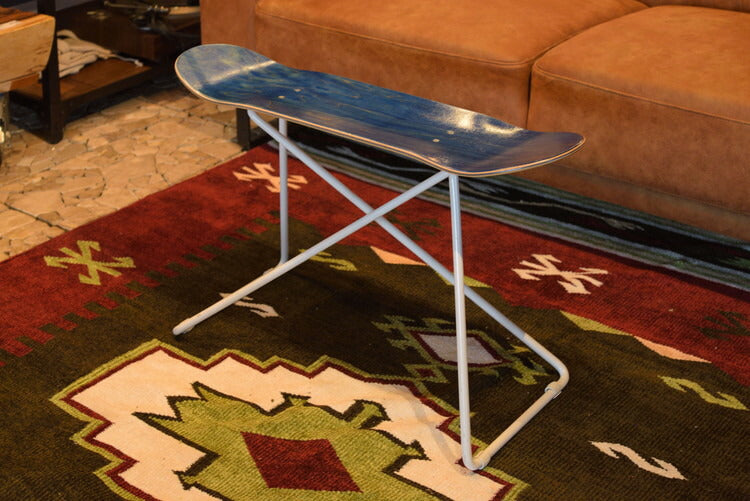 スツール チェア チェアー おしゃれ 椅子 イス いす 背もたれなし アームレス 肘なし 腰掛 ヴィンテージ スケボー スケートボード 黒 ブラック ナチュラル ブルー 青 完成品 高さ45cm(代引不可)