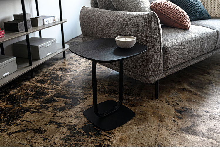 サイドテーブル TEC-84 東谷 サイドテーブル テーブル 机 ナイトテーブル スリム おしゃれ モダン ベッドサイドテーブル ブラックスチール スチール ディスプレイ シンプル 高級感 黒(代引不可)