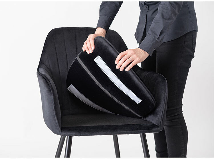 ダイニングチェア おしゃれ チェアー 椅子 イス スチール 脚 フレーム 黒 ブラック 布 ベロア アームチェア 肘あり 肘掛けあり 固定脚 食卓 可愛い 高級感 アンティーク シンプル エレガント(代引不可)