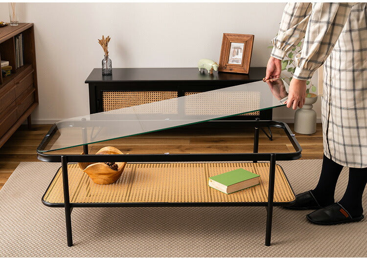 ガラステーブル ラタン 幅110cm リビングテーブル センターテーブル 籐 透け感 抜け感 おしゃれ シンプル ブラック 黒 ディスプレイ収納 棚 かっこいい モダン インダストリアル テーブル 机 つくえ(代引不可)