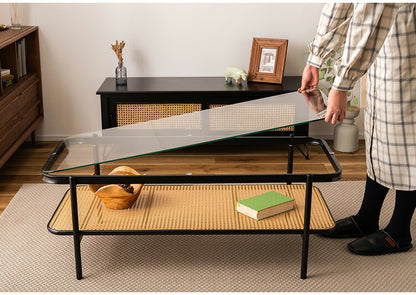 ガラステーブル ラタン 幅110cm リビングテーブル センターテーブル 籐 透け感 抜け感 おしゃれ シンプル ブラック 黒 ディスプレイ収納 棚 かっこいい モダン インダストリアル テーブル 机 つくえ(代引不可)