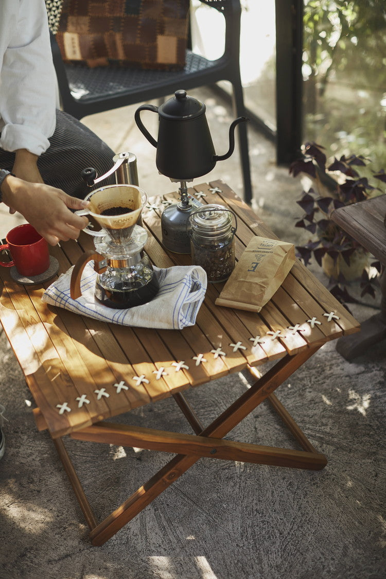 ロールトップテーブル ロールトップ テーブル 机 アウトドアテーブル フォールディングテーブル 折りたたみ アウトドア キャンプ ロータイプ 低い 低め 収納 持ち運び チーク材 本革 天然木 木製(代引不可)