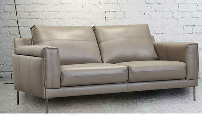 ソファ 2人掛け 3人掛け 幅193cm ソファベッド グレー 本革 レザー 木製フレーム 肘置き 肘付き ローソファ コンパクト フロアソファ おしゃれ 北欧 リビング 一人暮らし シンプル 新生活(代引不可)