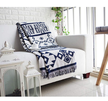 マルチカバー 北欧 130×180cm 長方形 幾何学模様 リバーシブル 両面 洗える ウォッシャブル おしゃれ 2人掛け オールシーズン マルチクロス テーブルクロス ソファカバー ソファーカバー ブランケット ラグ テーブルクロス スロー