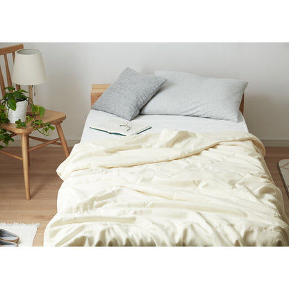 肌掛け布団 洗える シングル 150×210cm 丸洗い ウォッシャブル グレー ホワイト ピーチスキン ピーチスキン加工 おしゃれ 北欧 オールシーズン シンプル 掛け布団 かけ布団 肌掛けふとん 夏布団 なめらか 軽量 安眠 ループ付き