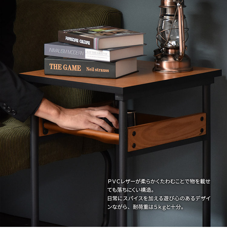 レザー棚付きサイドテーブル  正方形 PVCレザー ブラックフレーム ナイトテーブル ベッドサイド ローテーブル おしゃれ センターテーブル 木製 テーブル ローテーブル センターテーブル(代引不可)