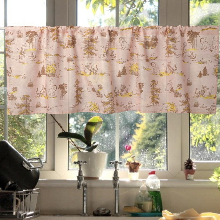 プーさん カフェカーテン 3サイズ 小窓 小さいカーテン 遮熱 断熱 保温 クラシックプー キャラクター 正規ライセンス品 公式 くまのプーさん プー キッチン 洗濯可 出窓 小窓用 目隠し 小さい窓(代引不可)