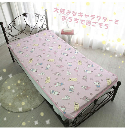 防水シーツ 140cm×205cm おねしょダブルサイズ おねしょ ブルーデイ 夜も安心 洗える 丸洗いOK お手入れ簡単 洗濯機OK キャラ勢ぞろい マット カバー 防ダニ ズレ防止ゴム付き 防水 清潔(代引不可)