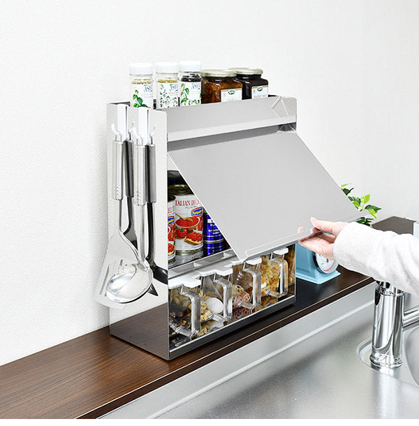 日本製 燕三条 フラップ扉のステンレススパイスラック ポット4 調味料ラック 扉付き 調味料ストッカー スパイスラック 調味料ポット付き 省スペース キッチン収納 おしゃれ(代引不可)