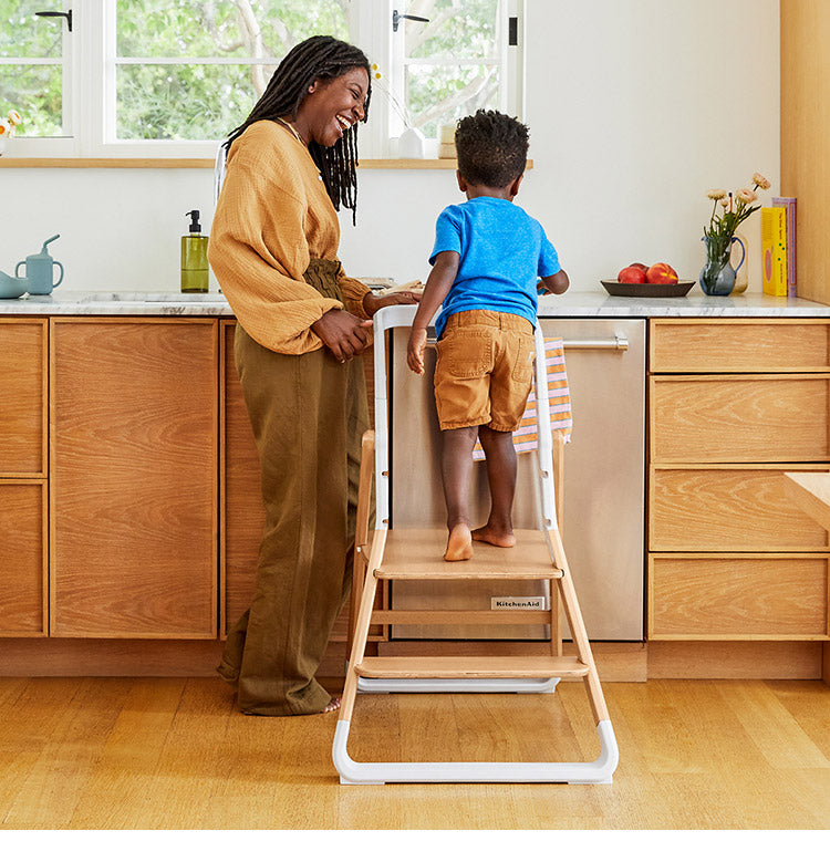 【正規取扱店】【2年保証】 Ergobaby evolve キッチンヘルパーパーツ ハイチェア ベビーチェア チェアー いす 椅子 イス ハイチェアー ダイニングチェア ベビーハイチェア ダークウッド ナチュラル