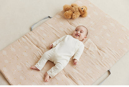 D BY DADWAY お昼寝マット ドリーミングスター 80×125cm 通気性 肌ざわり 折りたたみ 持ち運び 便利 リバーシブル ディーバイダッドウェイ 洗える かわいい お昼寝布団 プレゼント 出産祝い