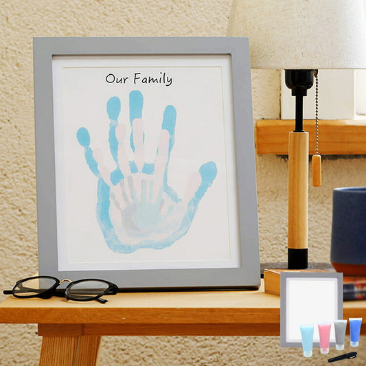 pearhead ファミリーハンドプリント・フレーム オリジナルアート 手形 足形 記念日 絵具 写真立て ファミリー メモリアル 出産 記念 出産祝い ギフト メモリアルグッズ フォトフレーム