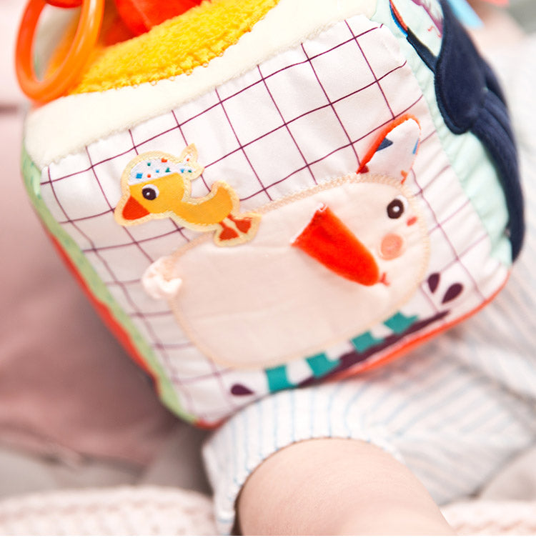 Lilliputiens アクティビティサウンドキューブ リリピュション 知育玩具 おもちゃ 誕生日プレゼント 仕掛けおもちゃ ハーフバースデー 出産祝い